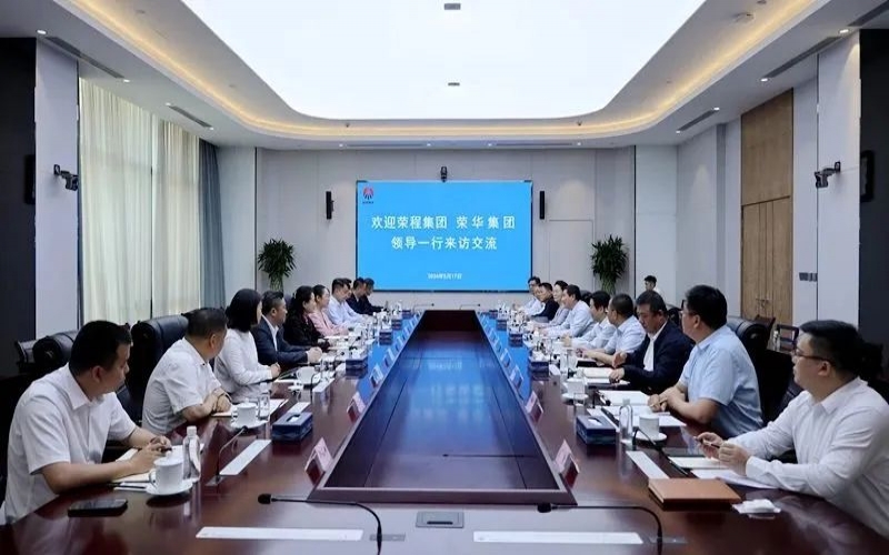 乐鱼官方网站集团董事会主席张荣华与陕煤集团党委书记、董事长张文琪座谈交流