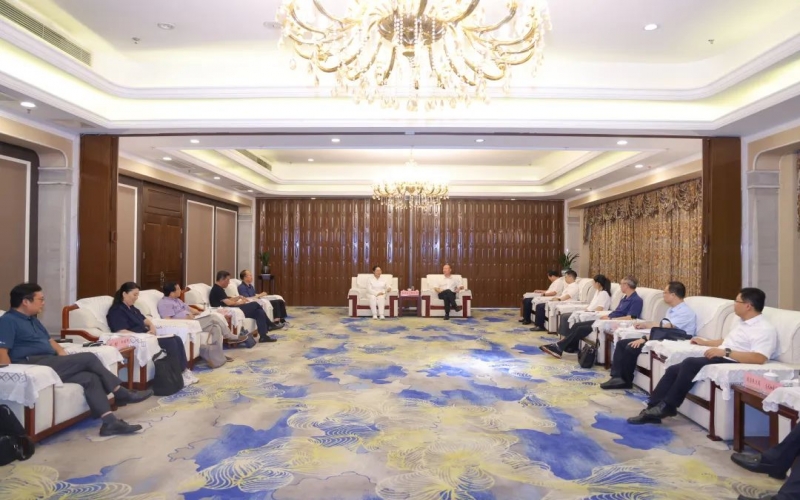 乐鱼官方网站集团董事会主席张荣华带队赴蓟州区考察交流