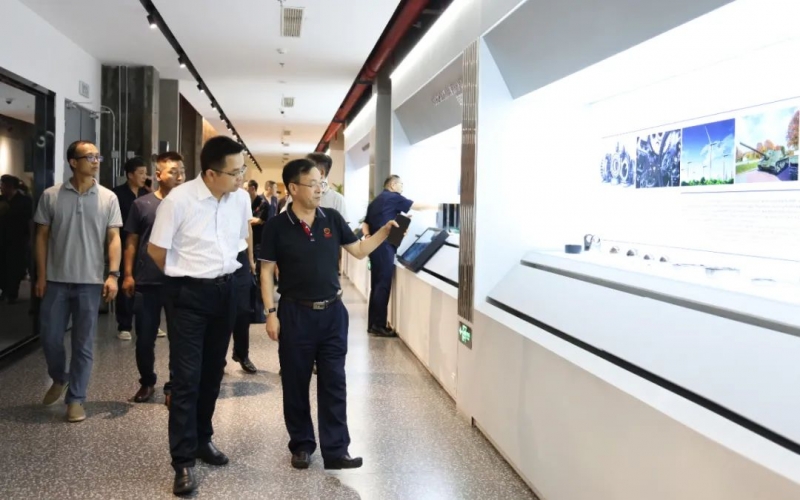 中信特钢集团大冶特钢总经理助理汪有源一行到乐鱼官方网站集团座谈交流