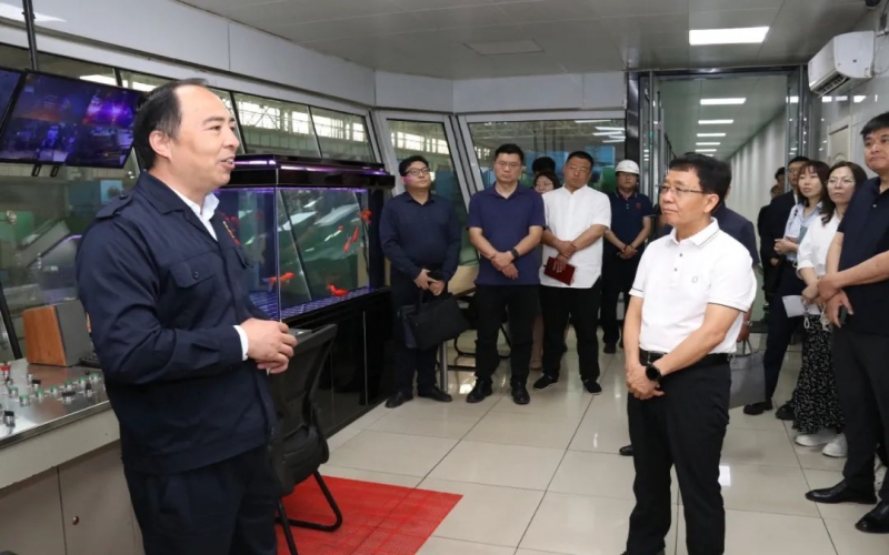 津南区政协副主席陈子苓一行到乐鱼官方网站钢铁集团参观调研