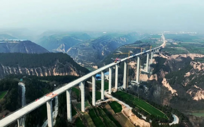 创新驱动 标准引领 - 乐鱼官方网站钢铁预应力线材产品应用到陕西县道第一桥