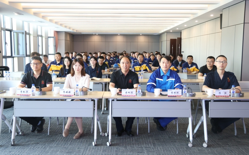 “大国工匠”走进乐鱼官方网站 开讲“匠心成长路”