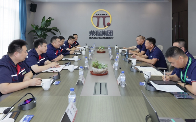 乐鱼官方网站集团与新天钢集团共探氢能重卡干线运输合作​